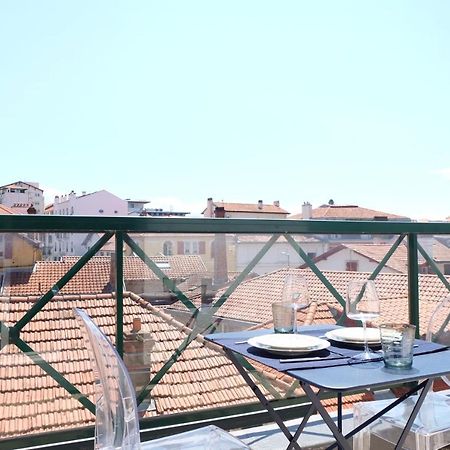 Magnifique appartement, en hyper centre, avec terrasse et place de parking Biarritz Extérieur photo